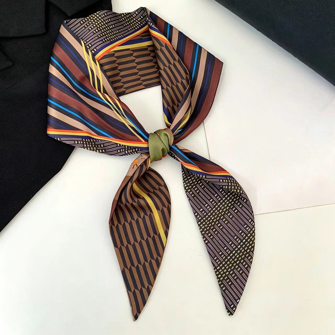 Lüks Baskılı Uzun Saç Kurdeles - Ascot Neck Scarf incelemesi ve fiyatı